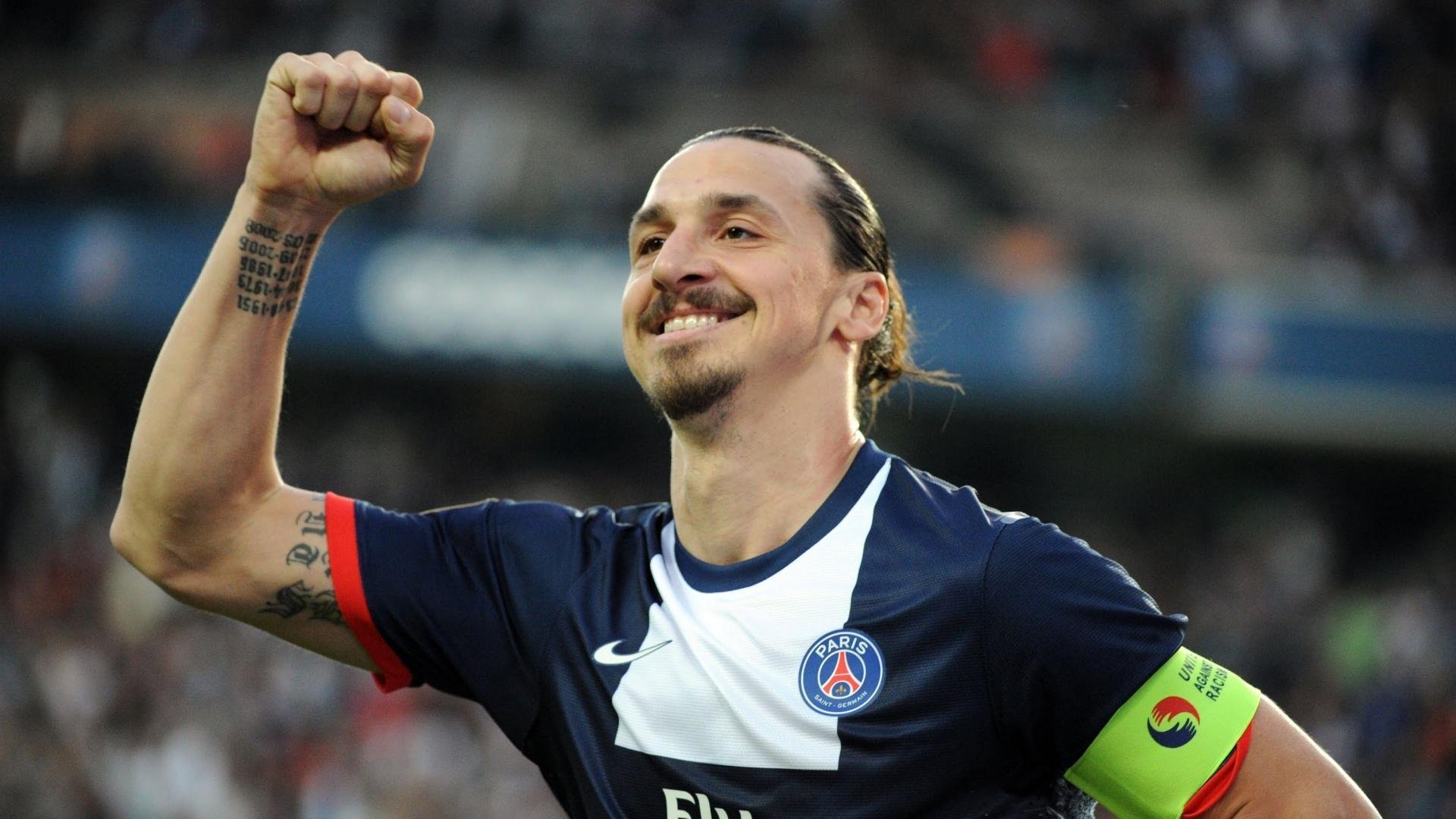 巴西女足迎来年轻新星，巴西女足名将